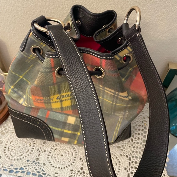 Dooney & Bourke coated cotton large drawstring bag w/ leather trim, used - Picture 3 of 12